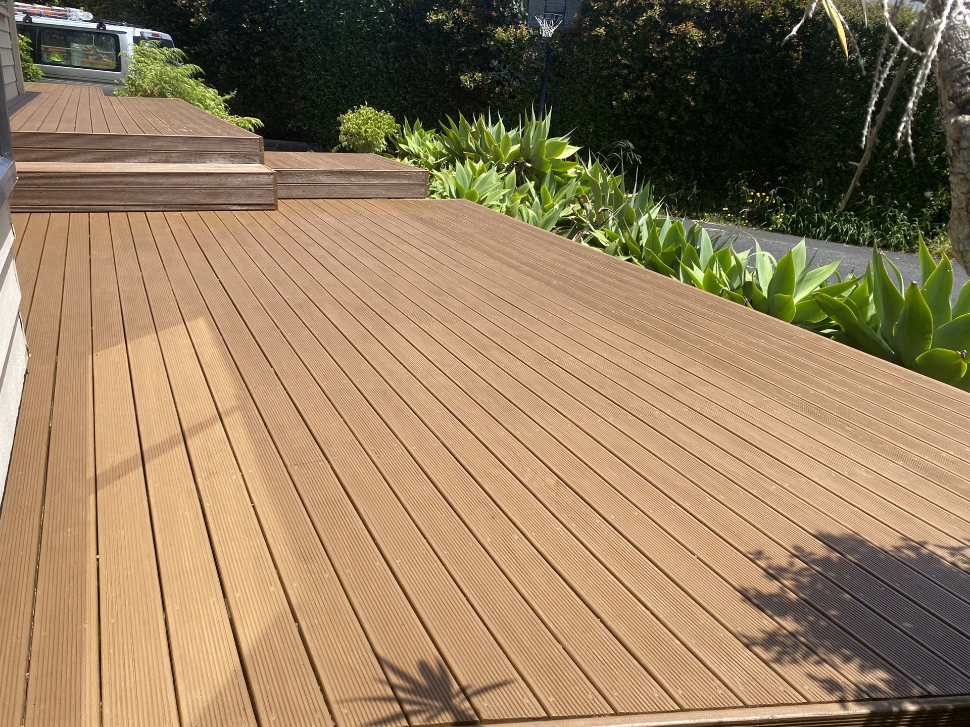 TMT Painting Auckland - deck painting